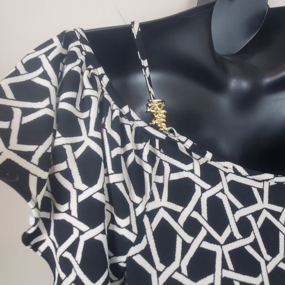 DB ESTABLISHED 1962 Black & White Print Cold Shoulder Mini Dress | Medium - Picture 6 of 8